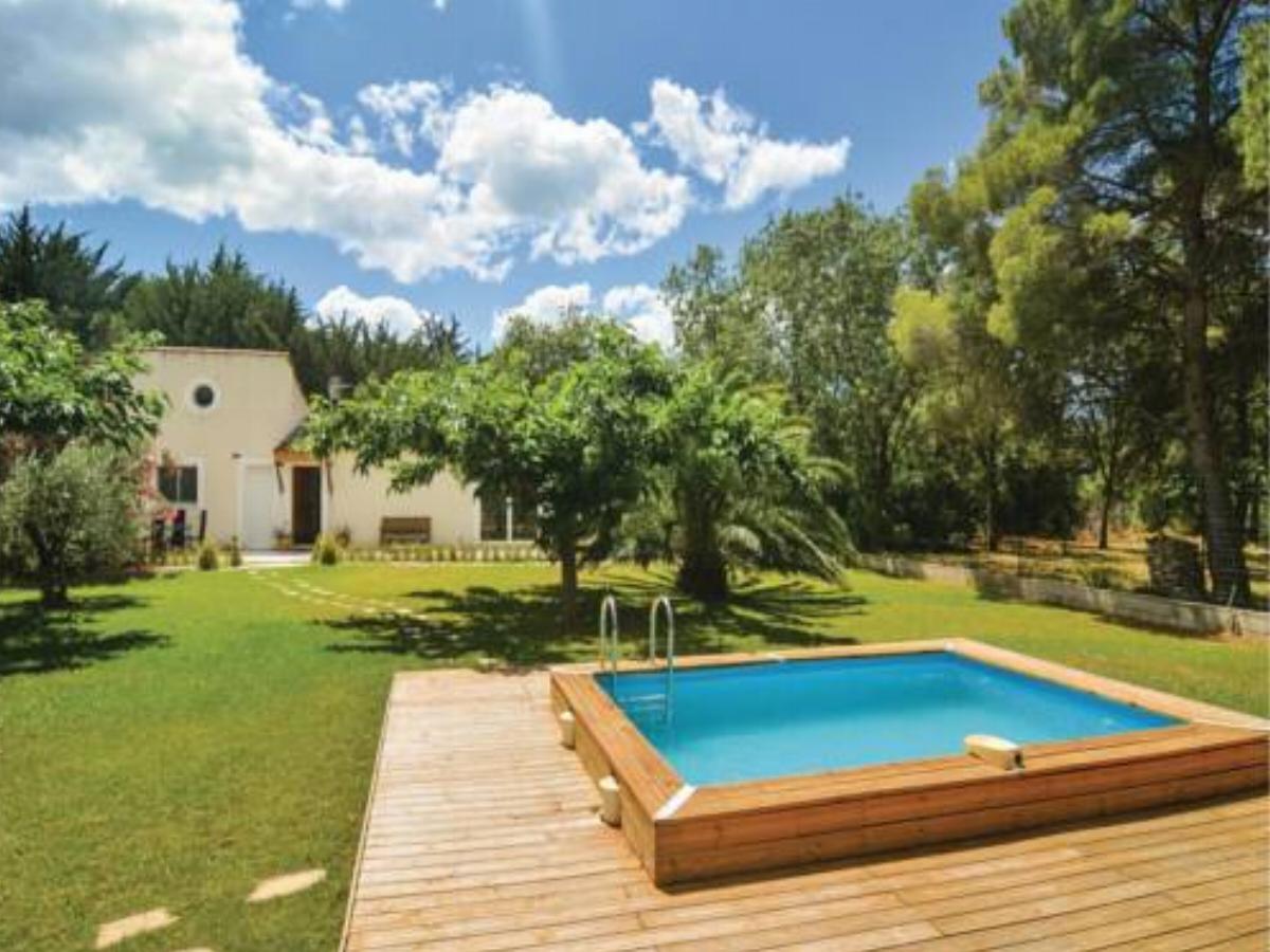 Three-Bedroom Holiday Home in Villen.-les-Maguelone