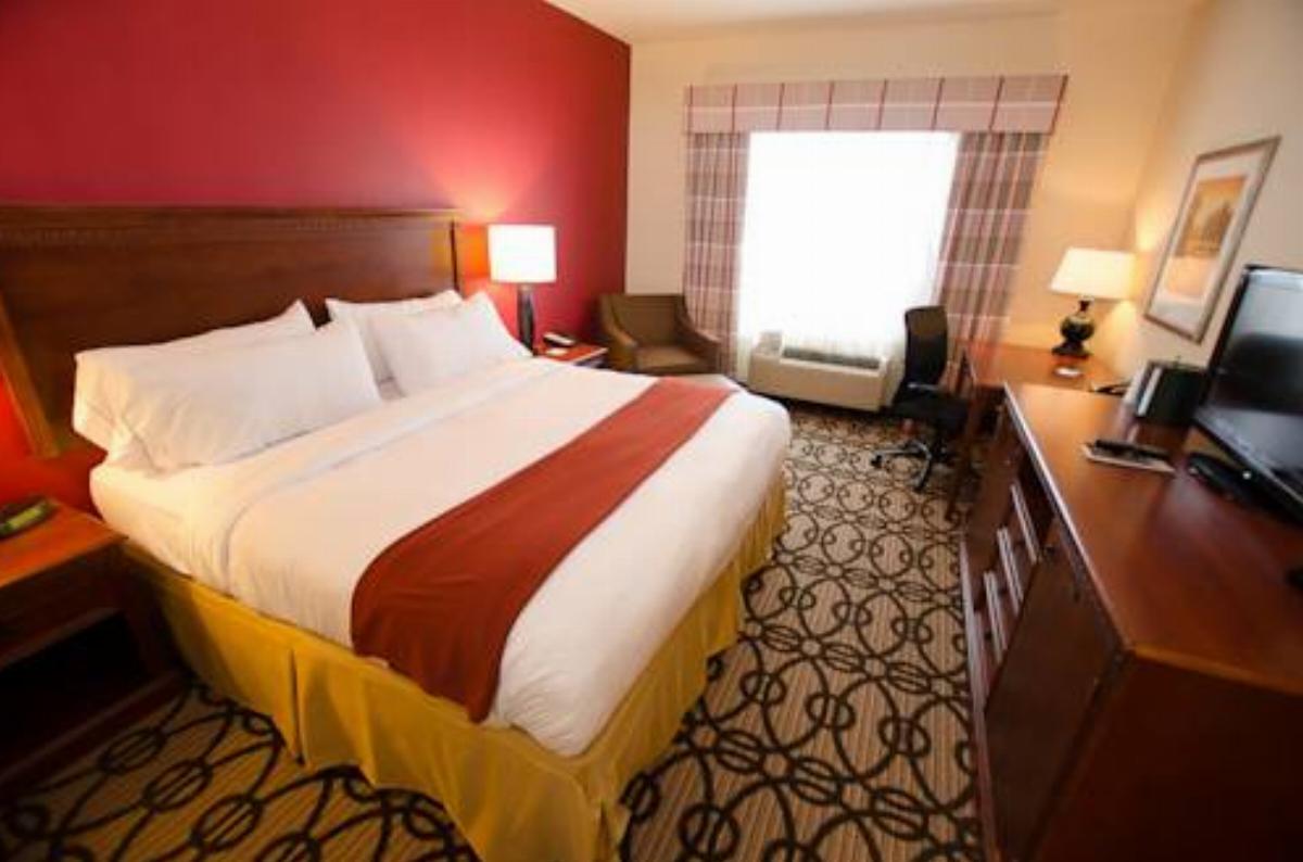 Holiday Inn Express Hotel & Suites Lagrange I-85