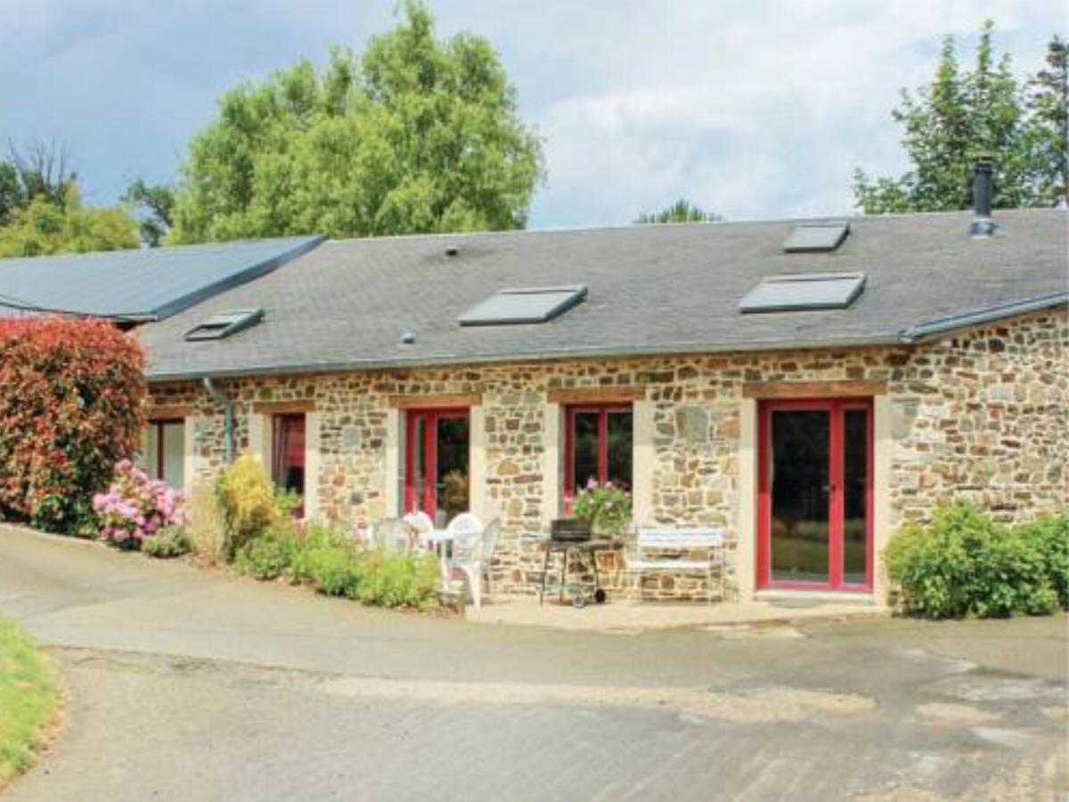 Two-Bedroom Holiday Home in Le Theil de Bretagne