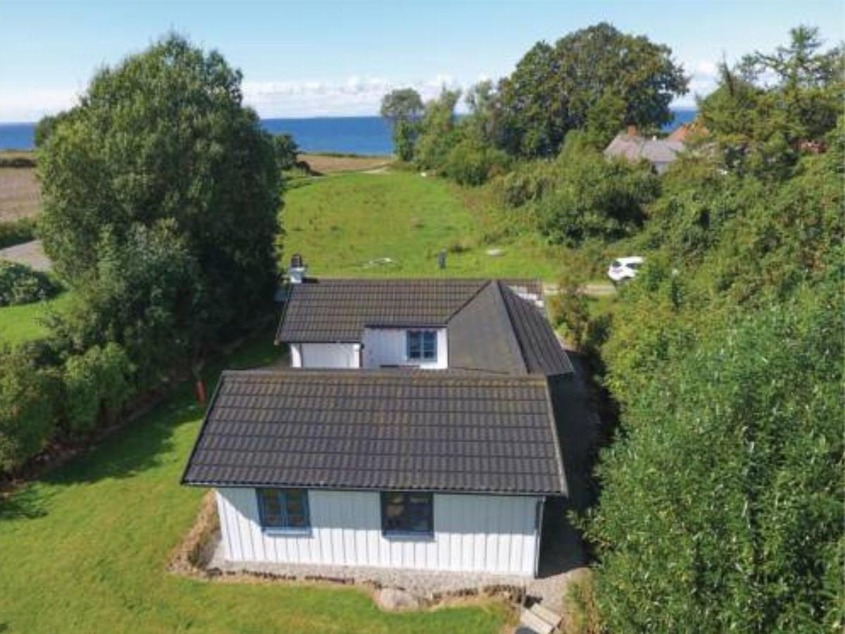 Three-Bedroom Holiday Home in Augustenborg