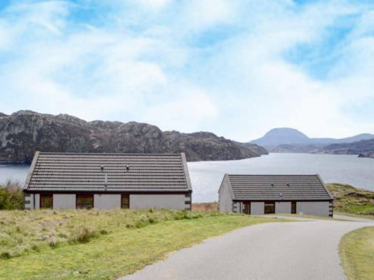 Loch Inchard Holiday Cottages