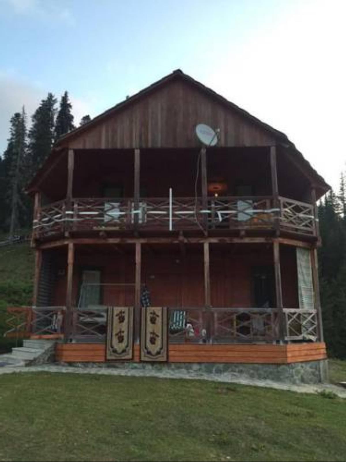 House in Mountain Resort Bahmaro