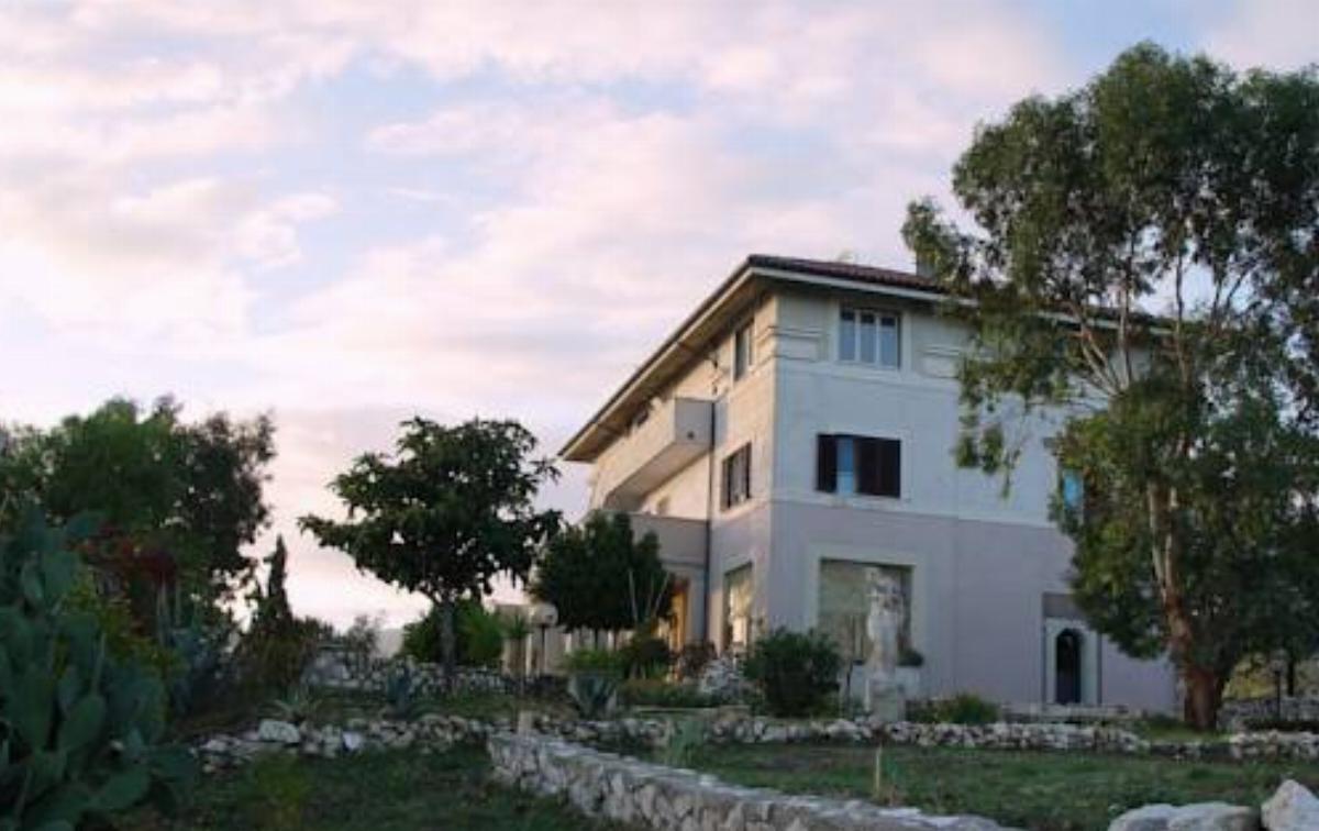 Villa Dei Romani