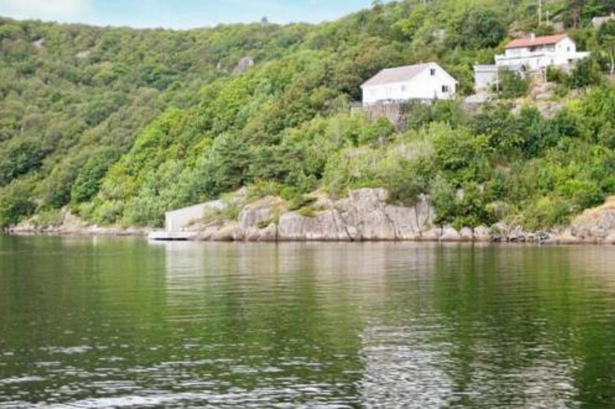 Four-Bedroom Holiday home in Farsund 2