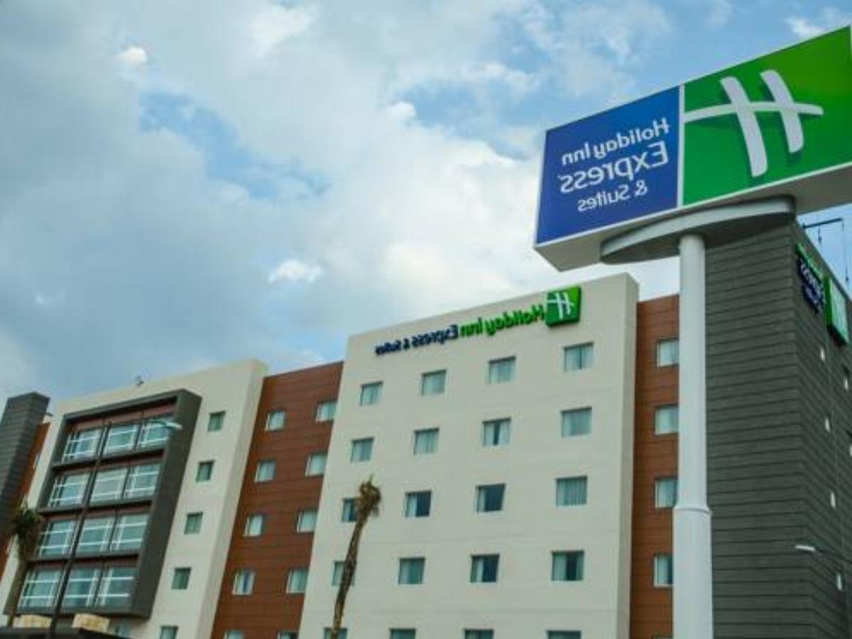 Holiday Inn Express and Suites Celaya