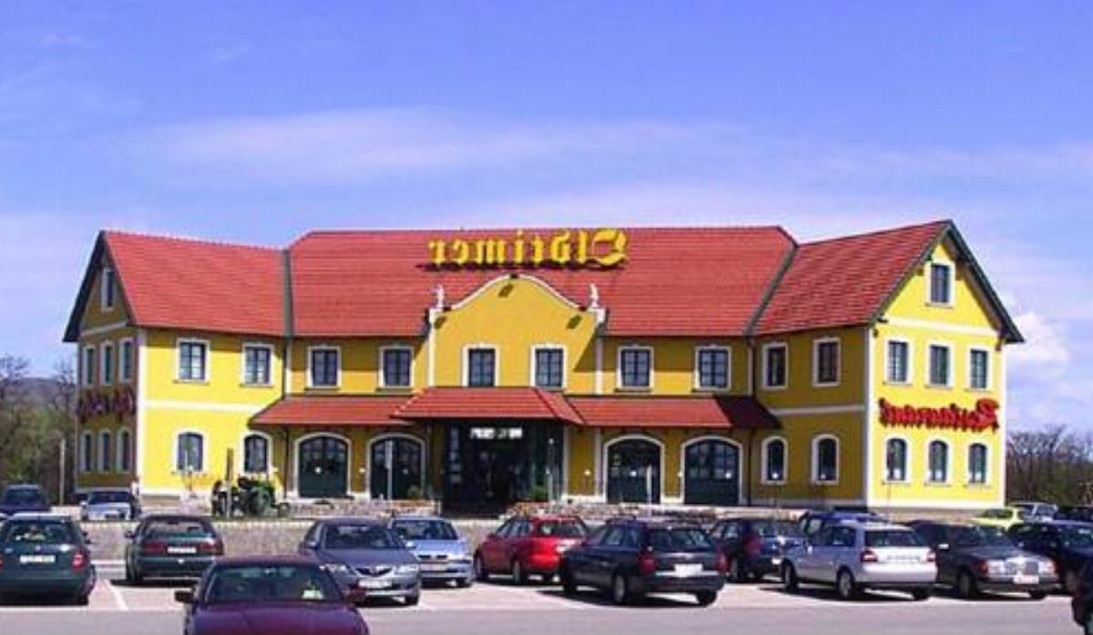 Oldtimer Motorhotel Guntramsdorf