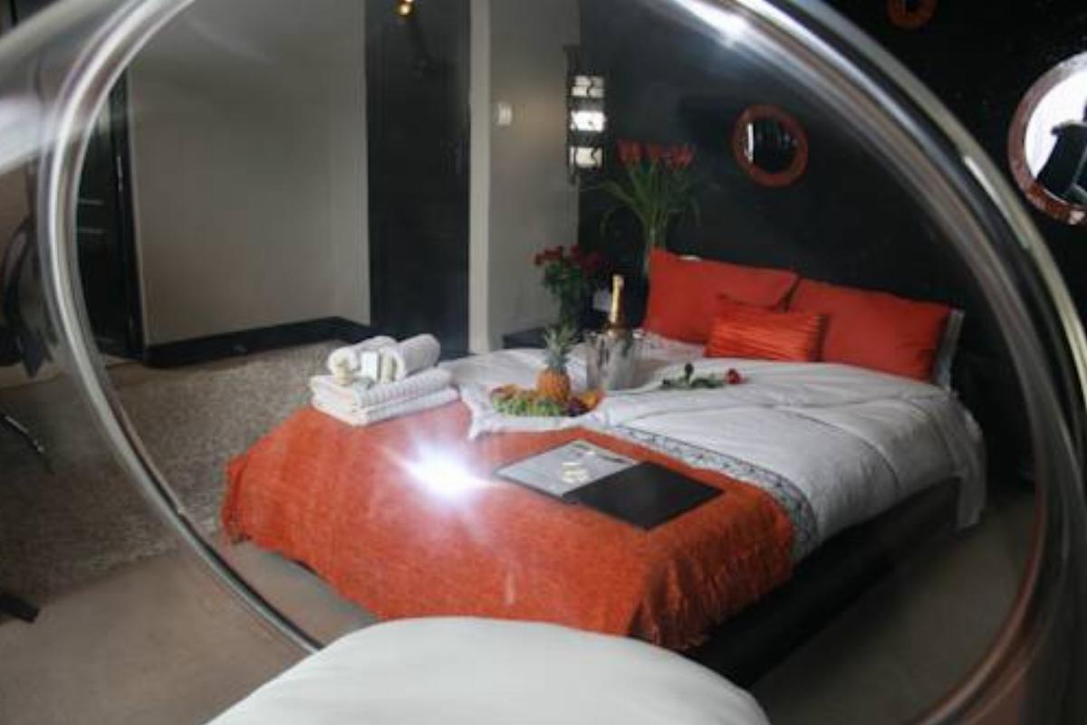Africa Paradise - OR Tambo Airport Boutique Hotel