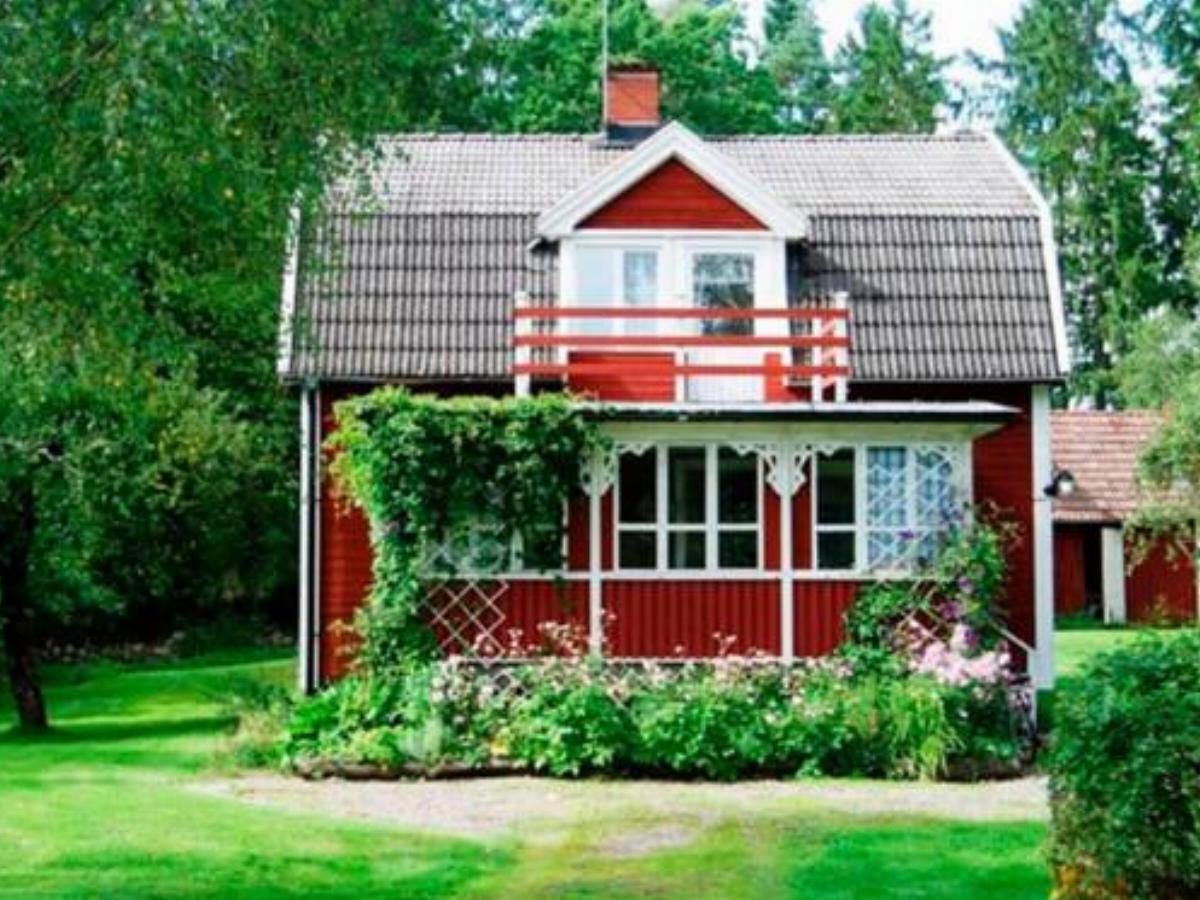 Three-Bedroom Holiday home in Torsås 1