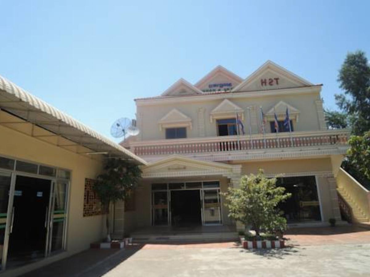 Tonle Sap Hotel and Restaurant