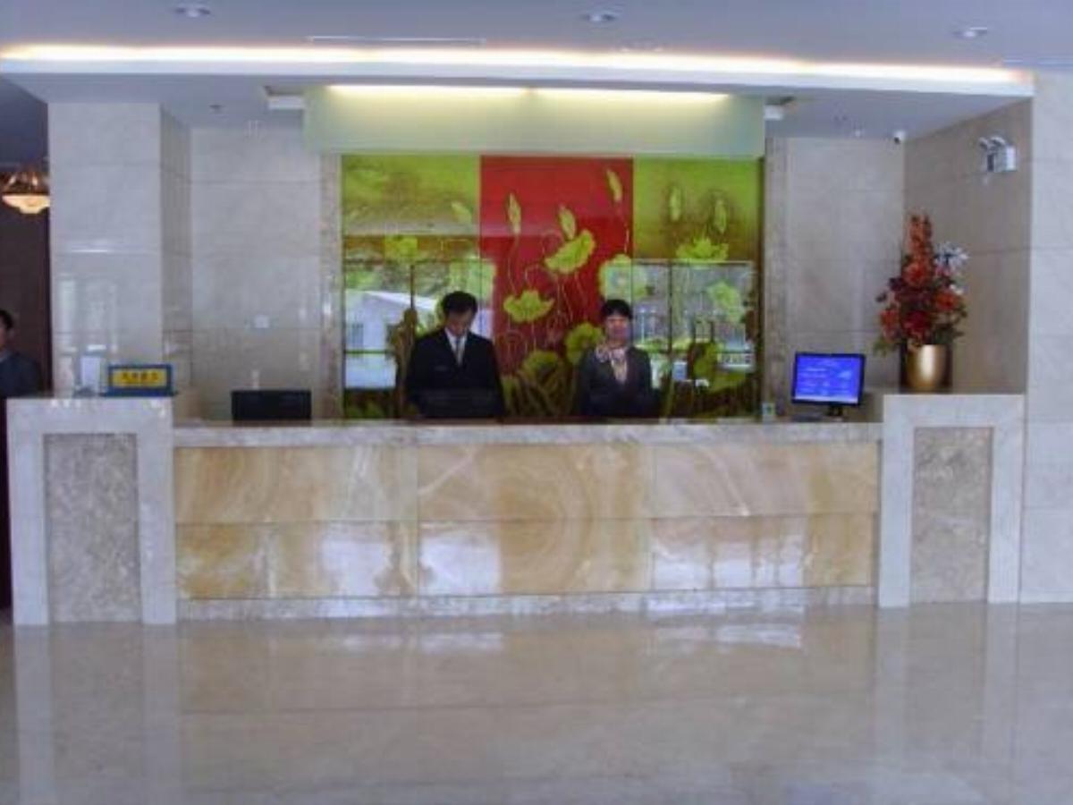 Minhang Airport Hotel