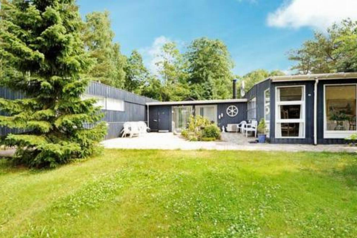 Three-Bedroom Holiday home in Silkeborg 6