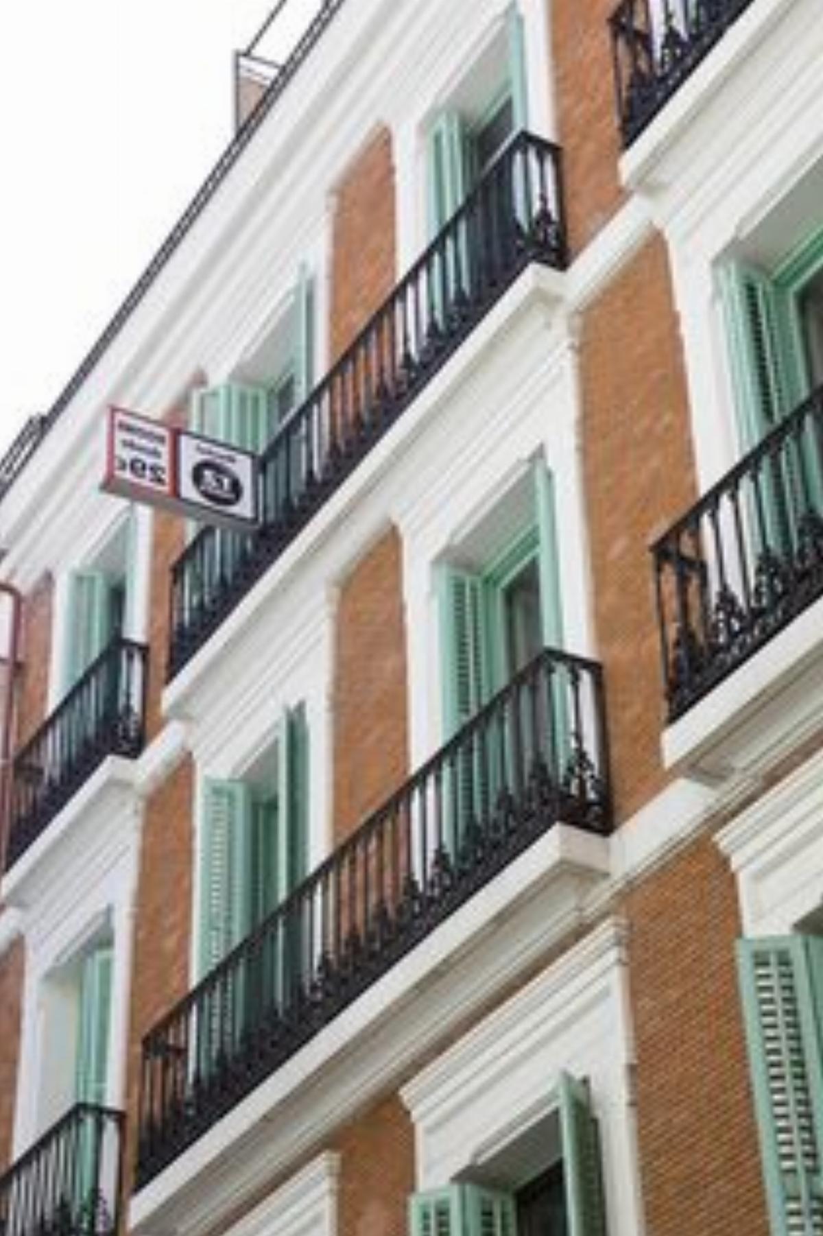 12 Rooms Hotel Madrid Spain