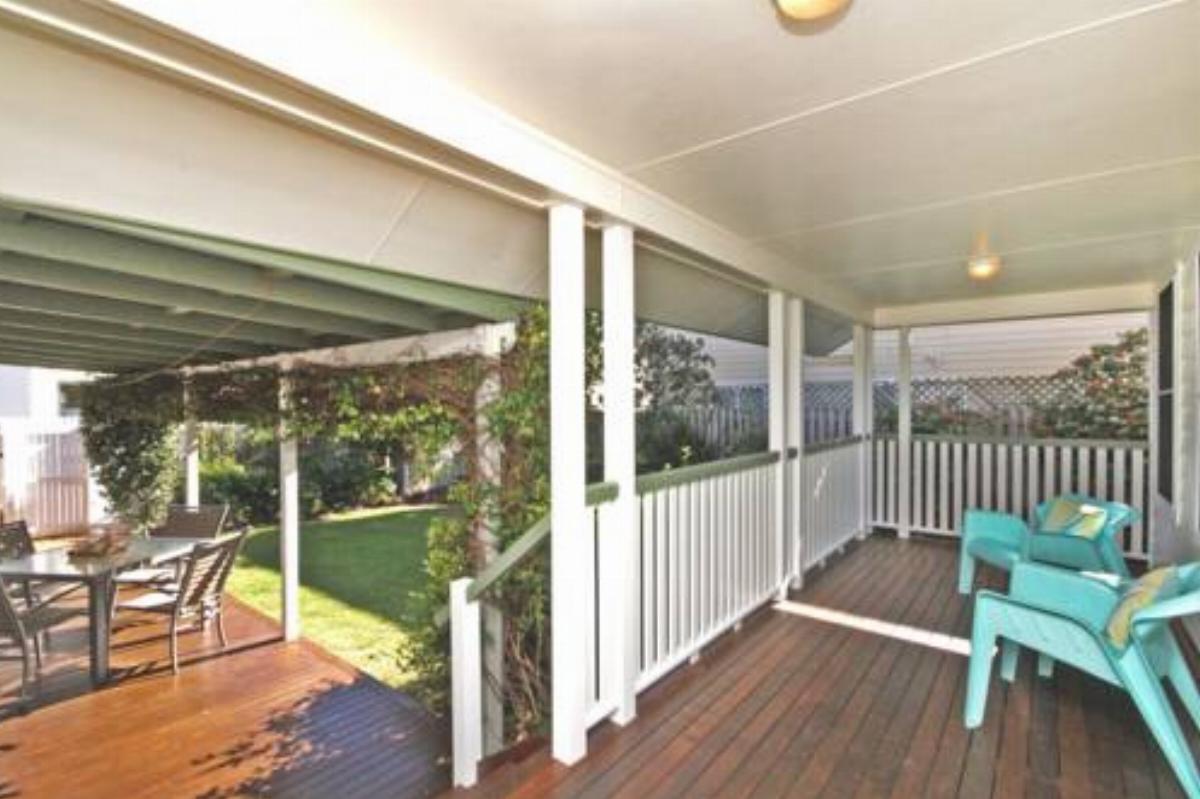16 Beachway Pde, Marcoola: Linen Included, Pet Friendly, A/Cond. 500 BOND Hotel Marcoola Australia