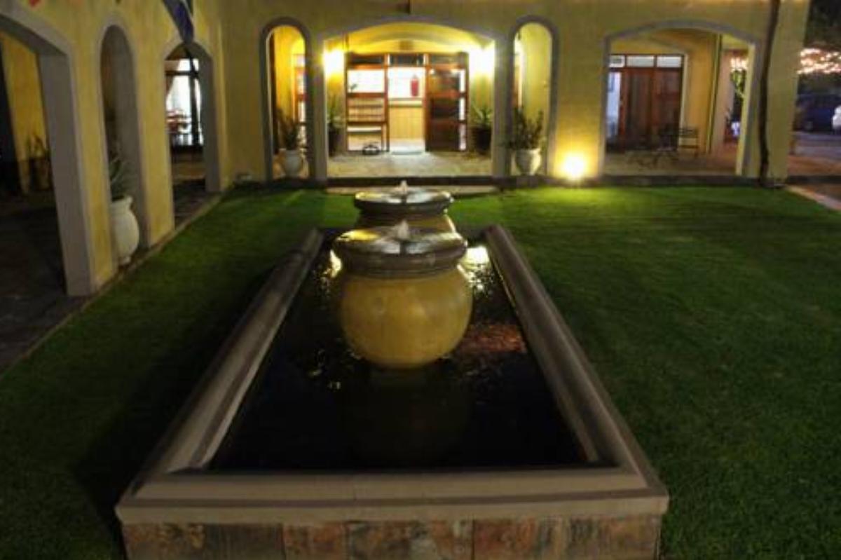 17 on Bird Guest House Hotel Beaufort West South Africa