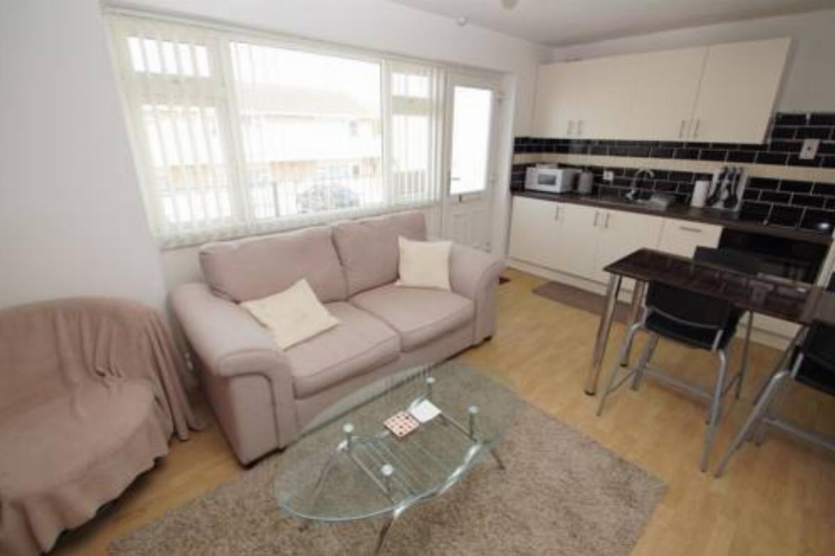 2 Bed Apartment w/private access to 7 miles of sandy beach - Sleeps 4 Hotel Brean United Kingdom