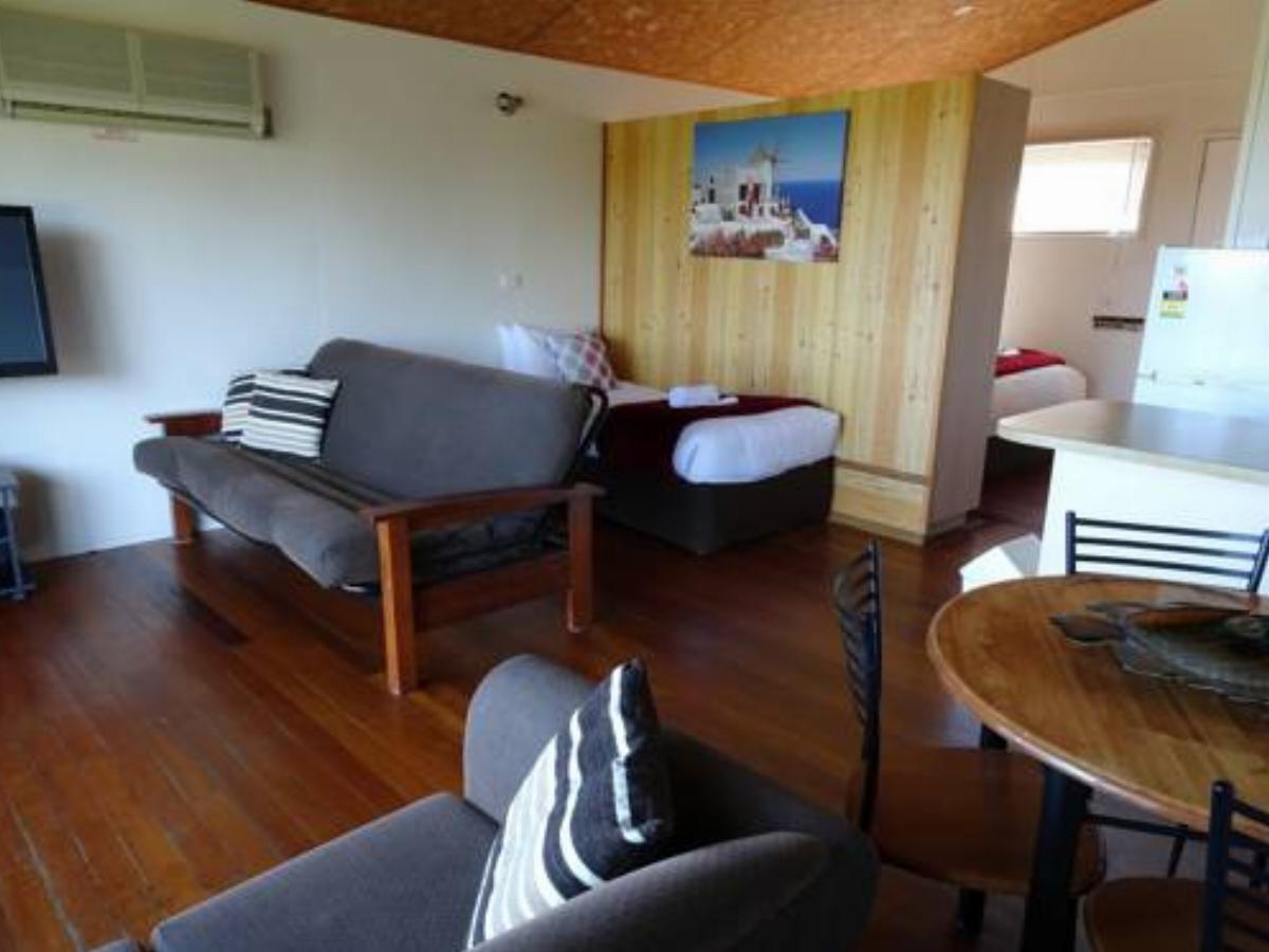 #22 Korora Palms - 1 Bedroom Bure Hotel Moonee Beach Australia