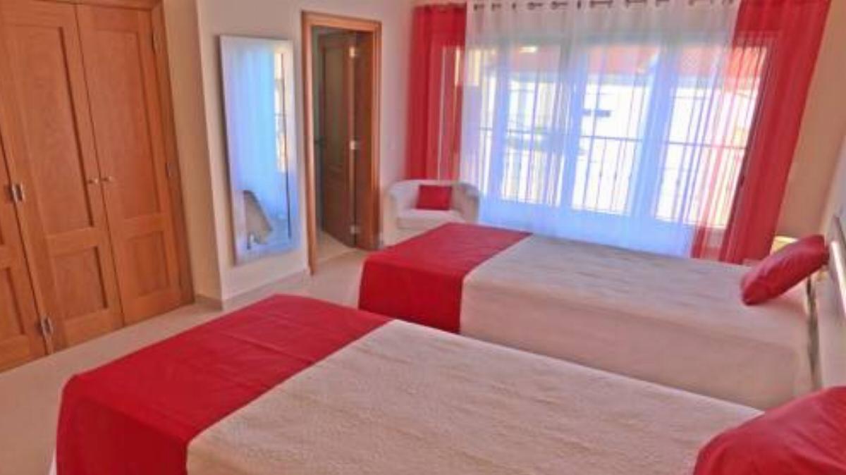 3 Bedroom, Luxury Holiday Villa Fonte Verde, Boliqueime Vilamoura, Golf nearby. Hotel Boliqueime Portugal