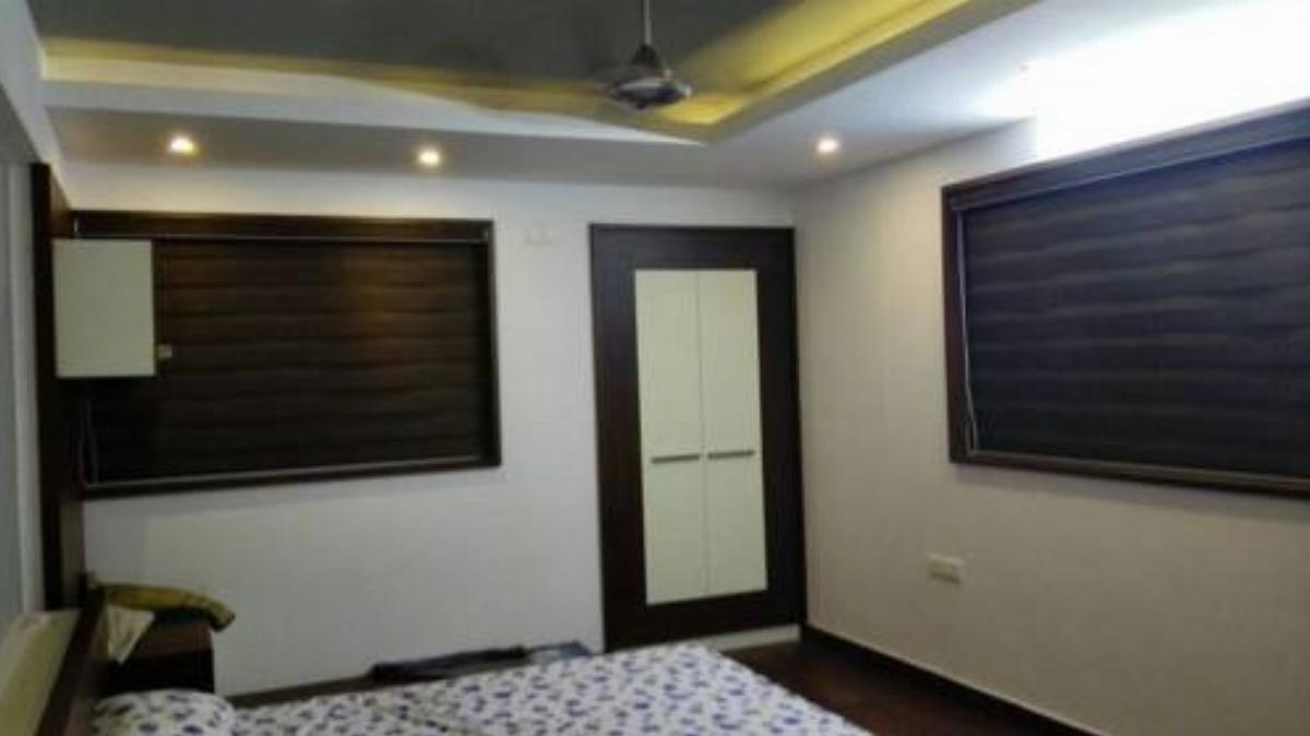3BHK fully furnished service apartment for Daily Rental. Hotel Kannur India