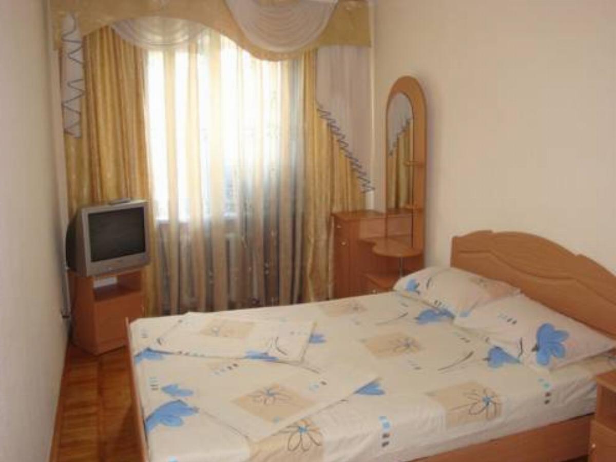 3kh komnatnaia Kvartira Hotel Hurzuf Crimea