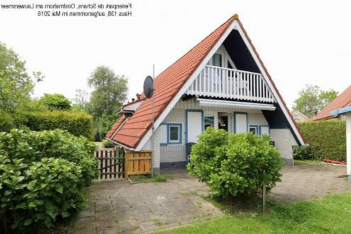 6 pers. Holiday home Claudia near Wadden Sea Friesland Hotel Anjum Netherlands