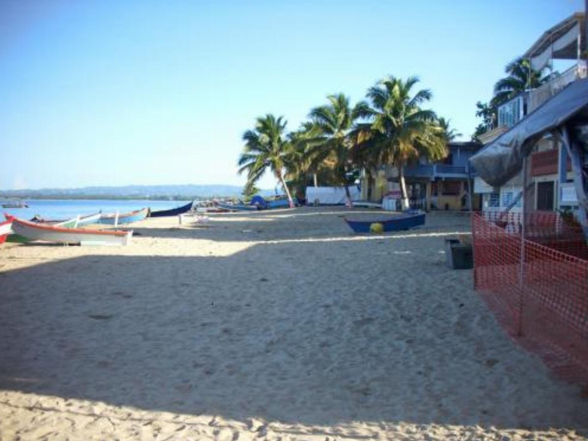A-2 Casa de Playa Apartment with Sea View Hotel Aguadilla Puerto Rico