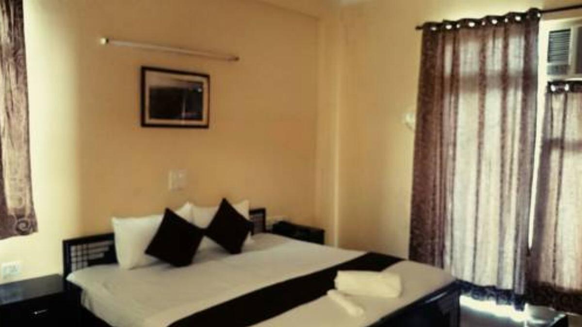 Accommod8 Station Hotel Gurgaon India
