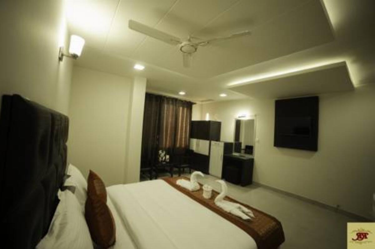 ADB Rooms Hotel Royal Rossett, Bhimtal Hotel Bhīm Tāl India