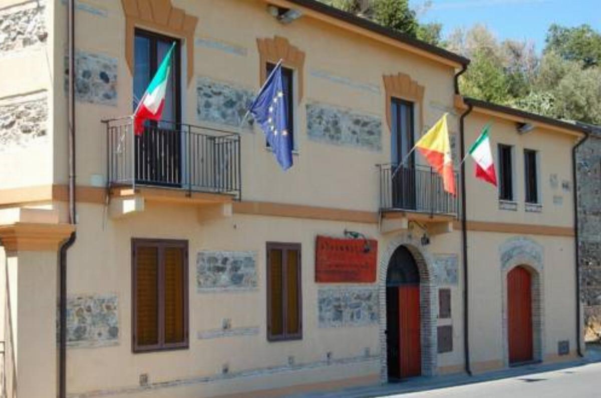 Agriturismo Parra Hotel Santa Lucia del Mela Italy