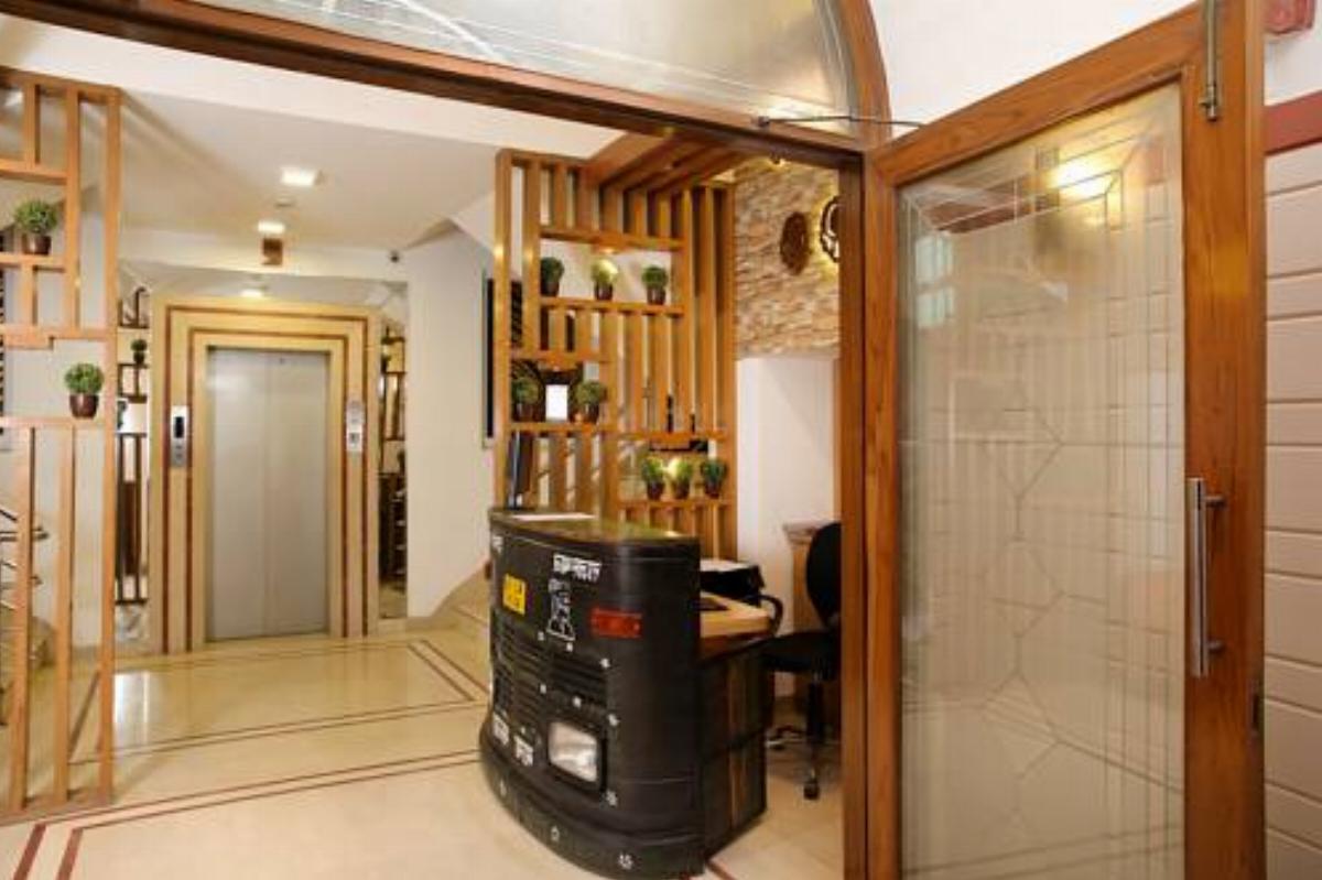 Ahuja Residency DLF Phase 2 Hotel Gurgaon India