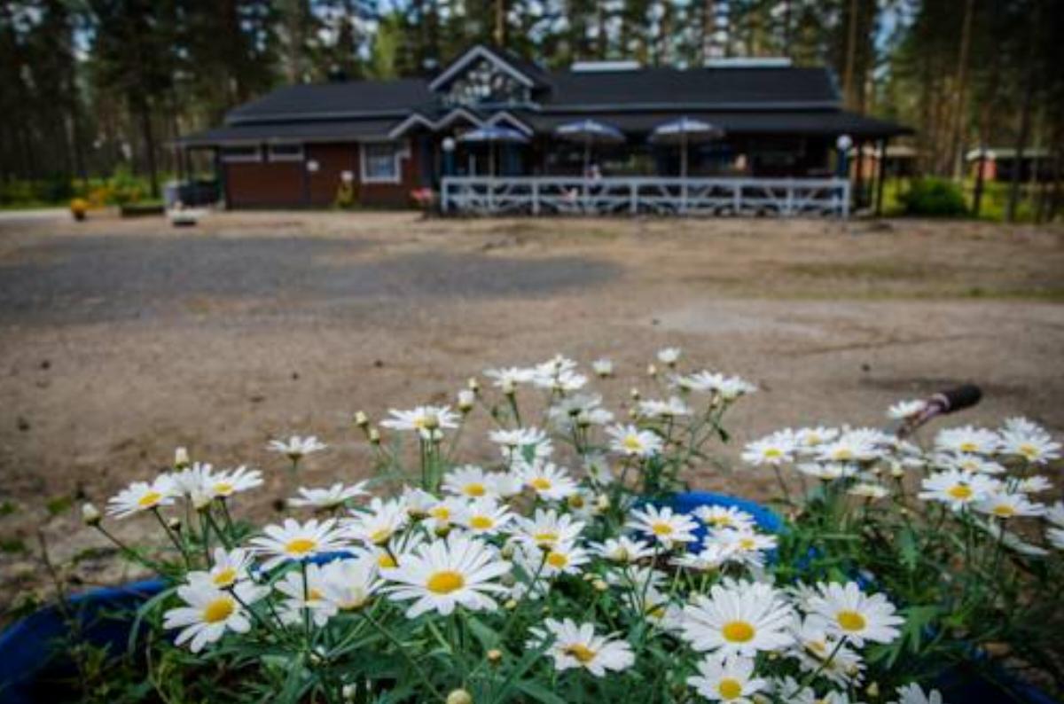 Ahvenlampi Camping Hotel Kolkanlahti Finland