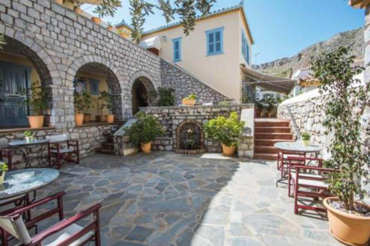 Alkionides Pension Hotel Ídhra Greece