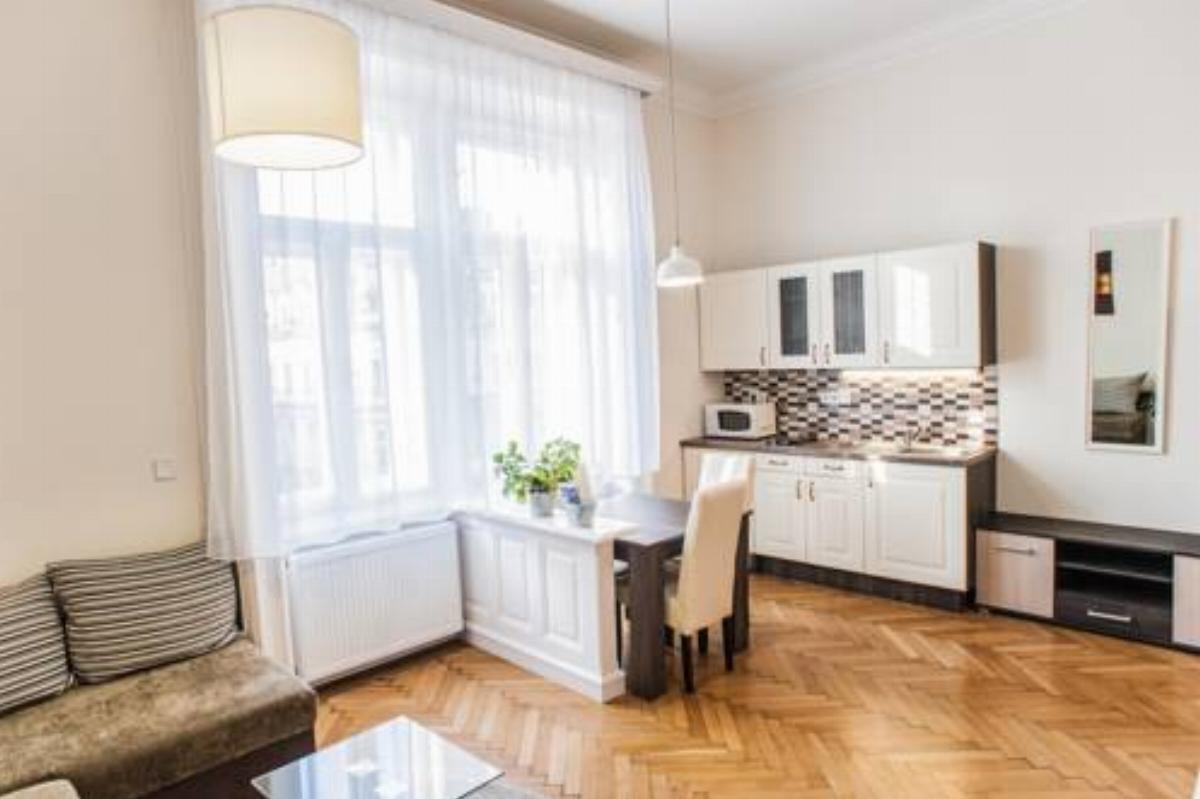 All In Apartman Hotel Budapest Hungary