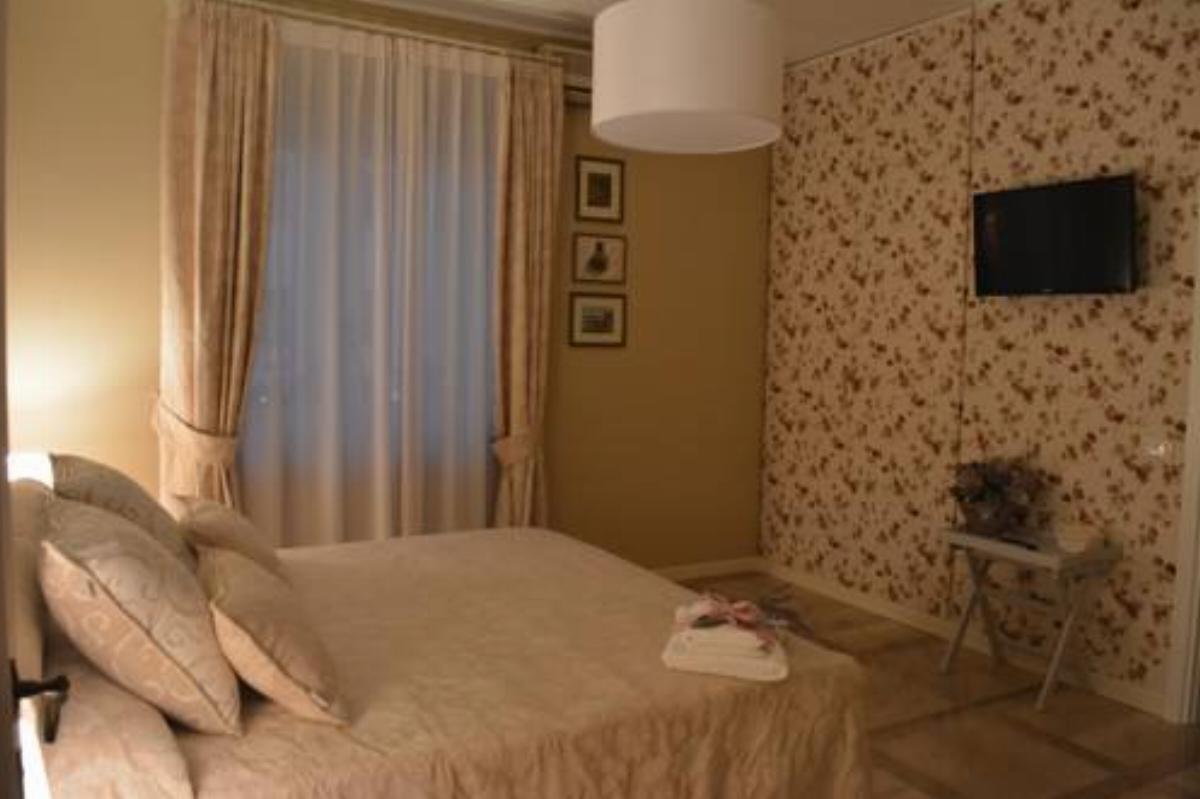 Allaportaccanto Bed & Breakfast Hotel Cassino Italy