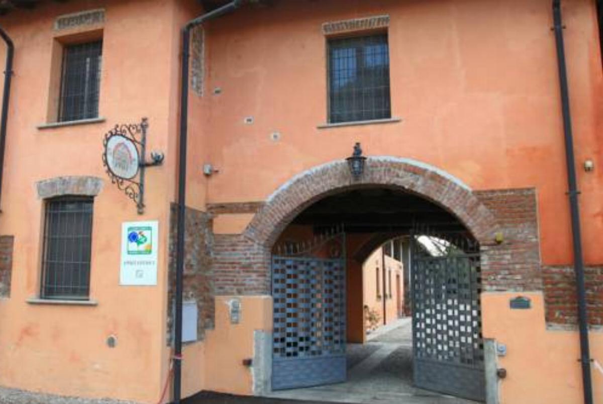Alloggio Agrituristico Cascina Tappa Hotel Locate di Triulzi Italy