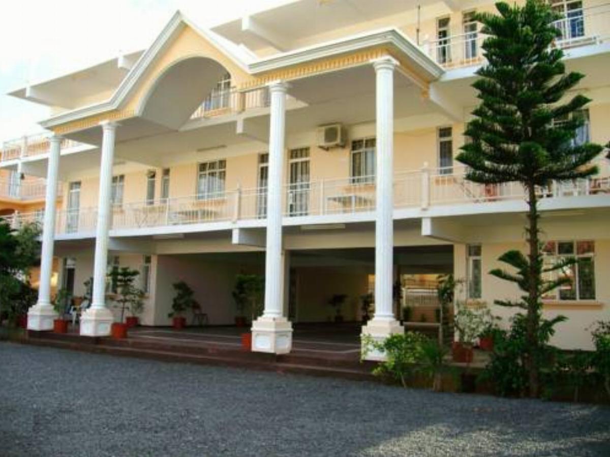 Alpha Villa - Studios & Apartments Hotel Flic-en-Flac Mauritius