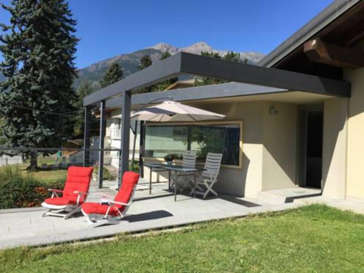 Alpinetouch Apartment Hotel Aosta Italy