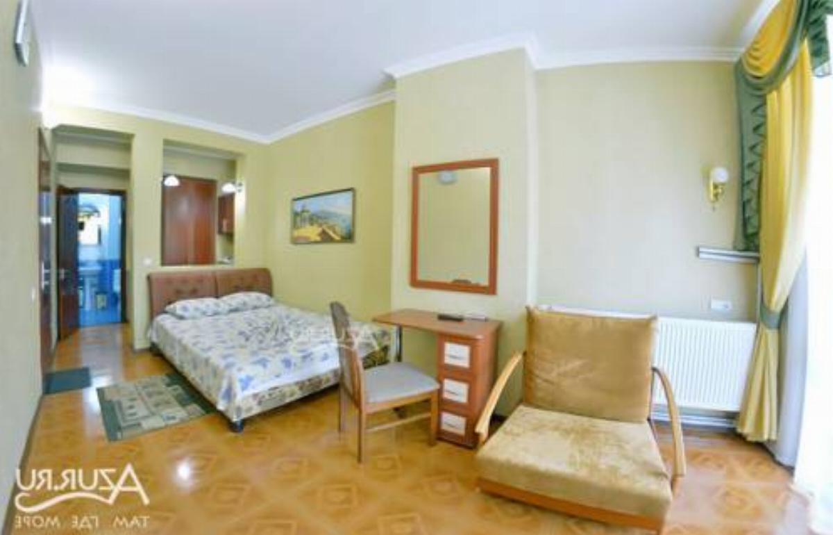 Alvis Guest House Hotel Alushta Crimea