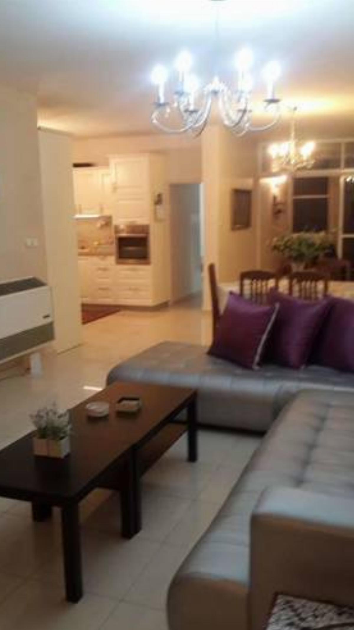 Amaizing Large apartment in Jzrael Vally Hotel ‘Afula Israel