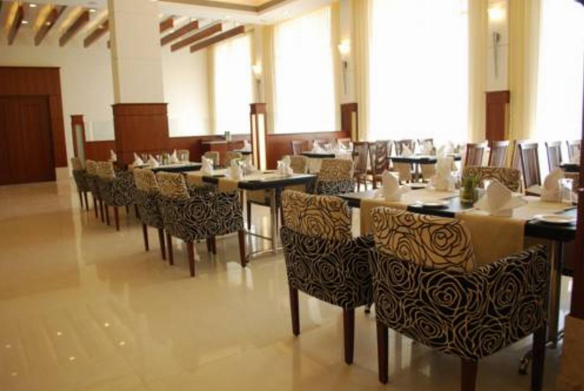 Ambrosia Sarovar Portico Hotel Bahādrābād India