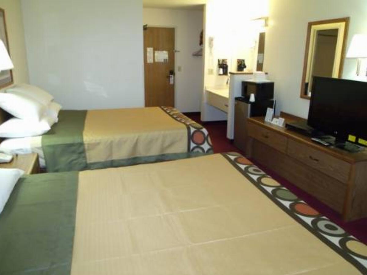 Americas Best Value Inn & Suites Harrisonville Hotel Harrisonville USA
