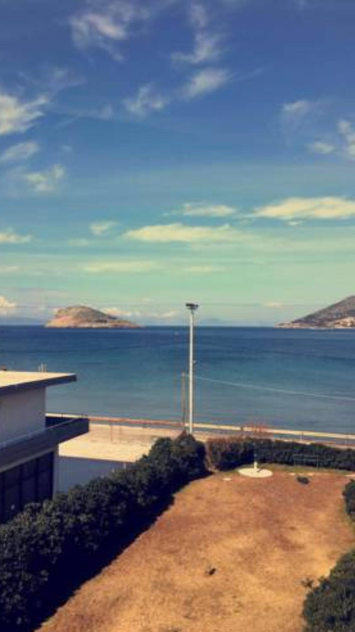 Aparment 10m away from the sea - Porto Rafti Hotel Kalívia Thorikoú Greece