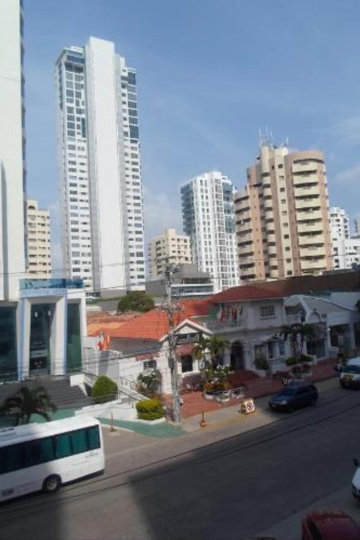 Apartamento Edificio los Delfines Playa Hotel Cartagena de Indias Colombia