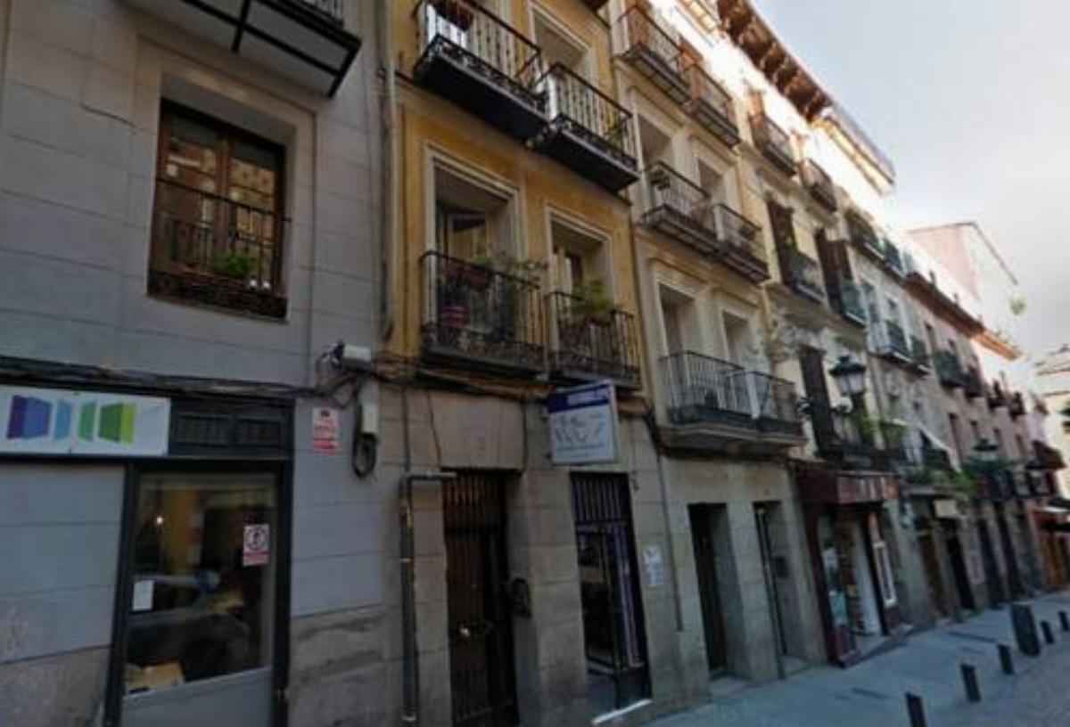 Apartamento en Calle Relatores Hotel Madrid Spain