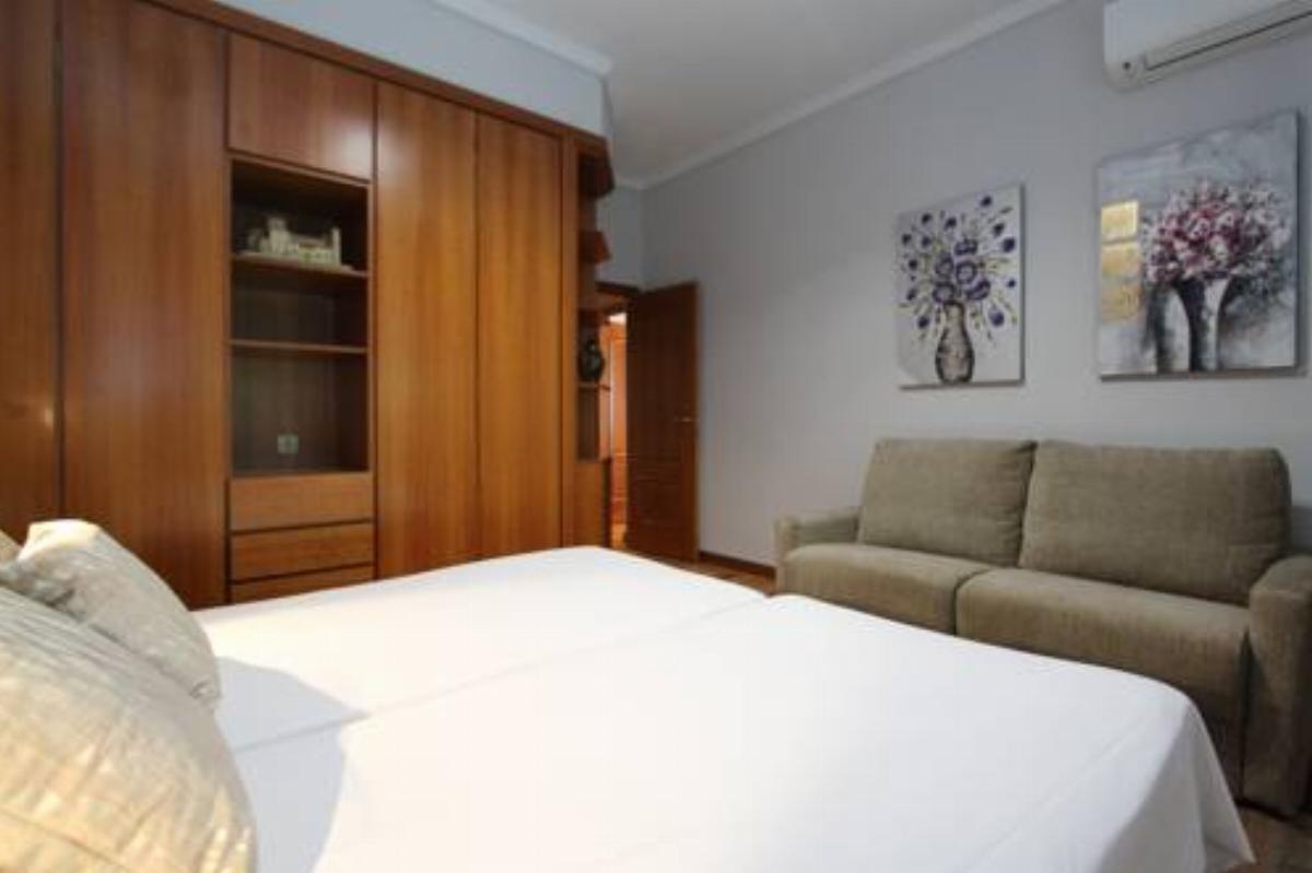 Apartamento Reina Cristina Deco Hotel Madrid Spain