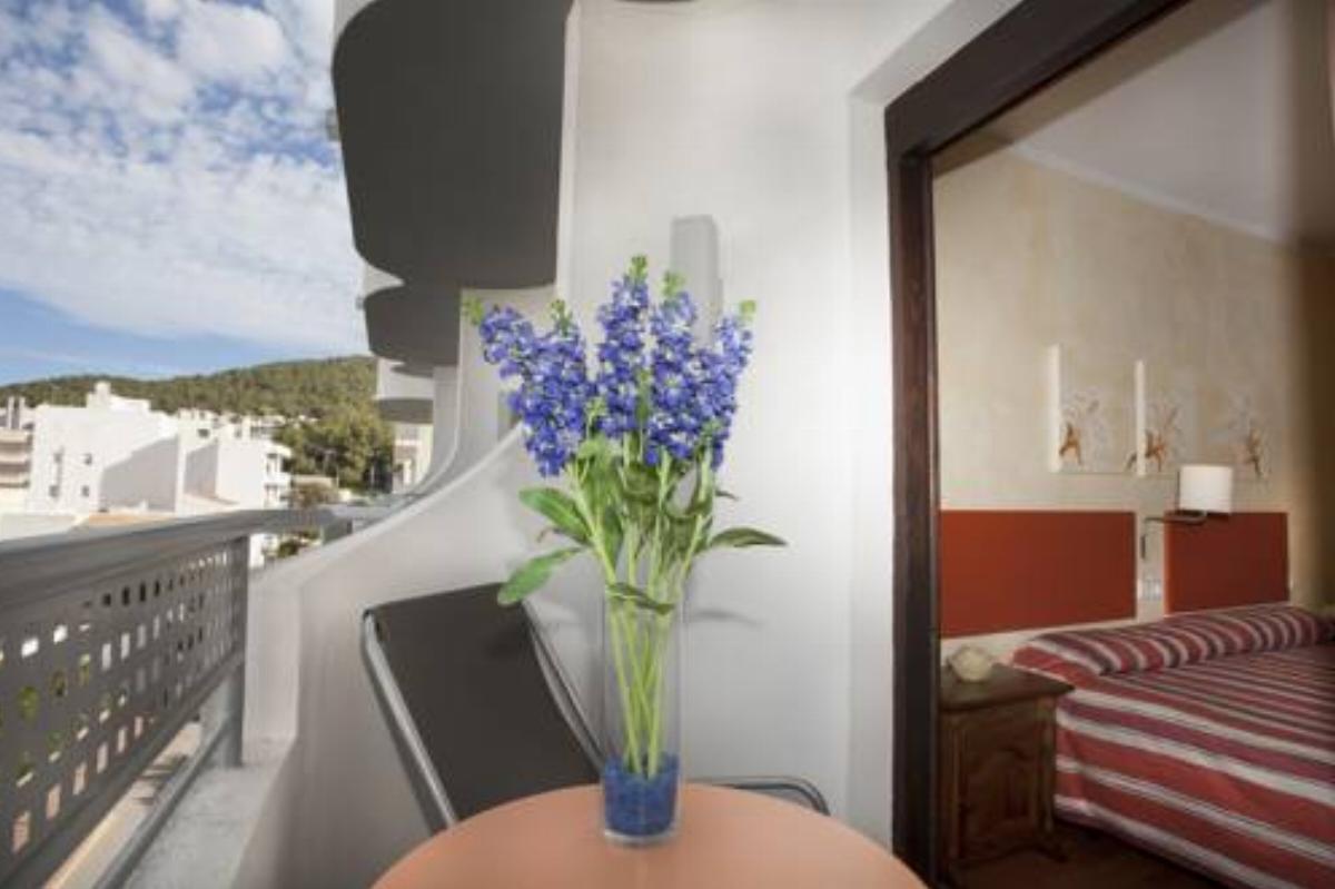 Apartamentos Parot Quality Hotel Santa Eularia des Riu Spain