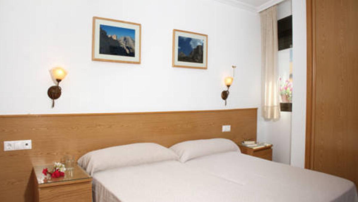 Apartamentos Serrella Rural Guadalest Hotel Benimantell Spain