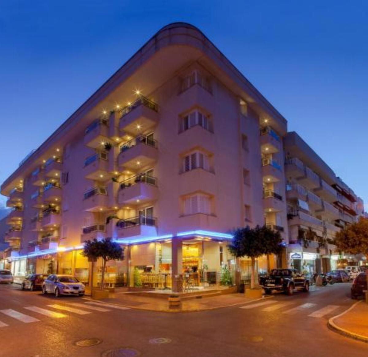 Aparthotel Duquesa Playa Hotel Santa Eularia des Riu Spain