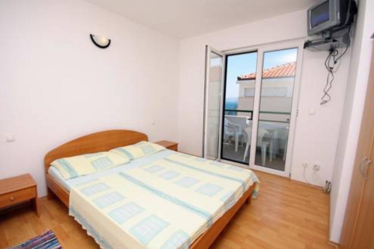 Apartment Balica Rat 4868b Hotel Celina Croatia