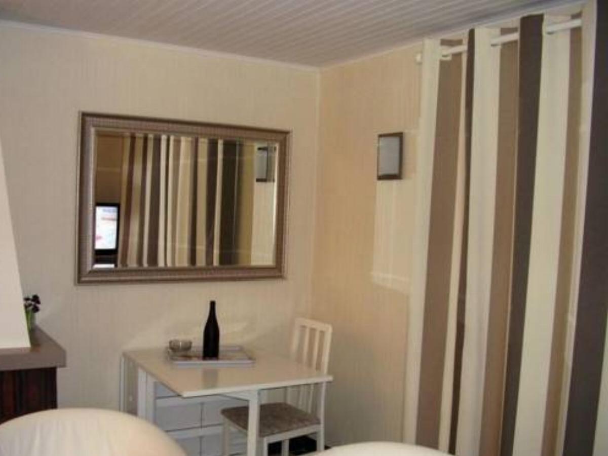 Apartment Bk04 Hotel Locmaria France