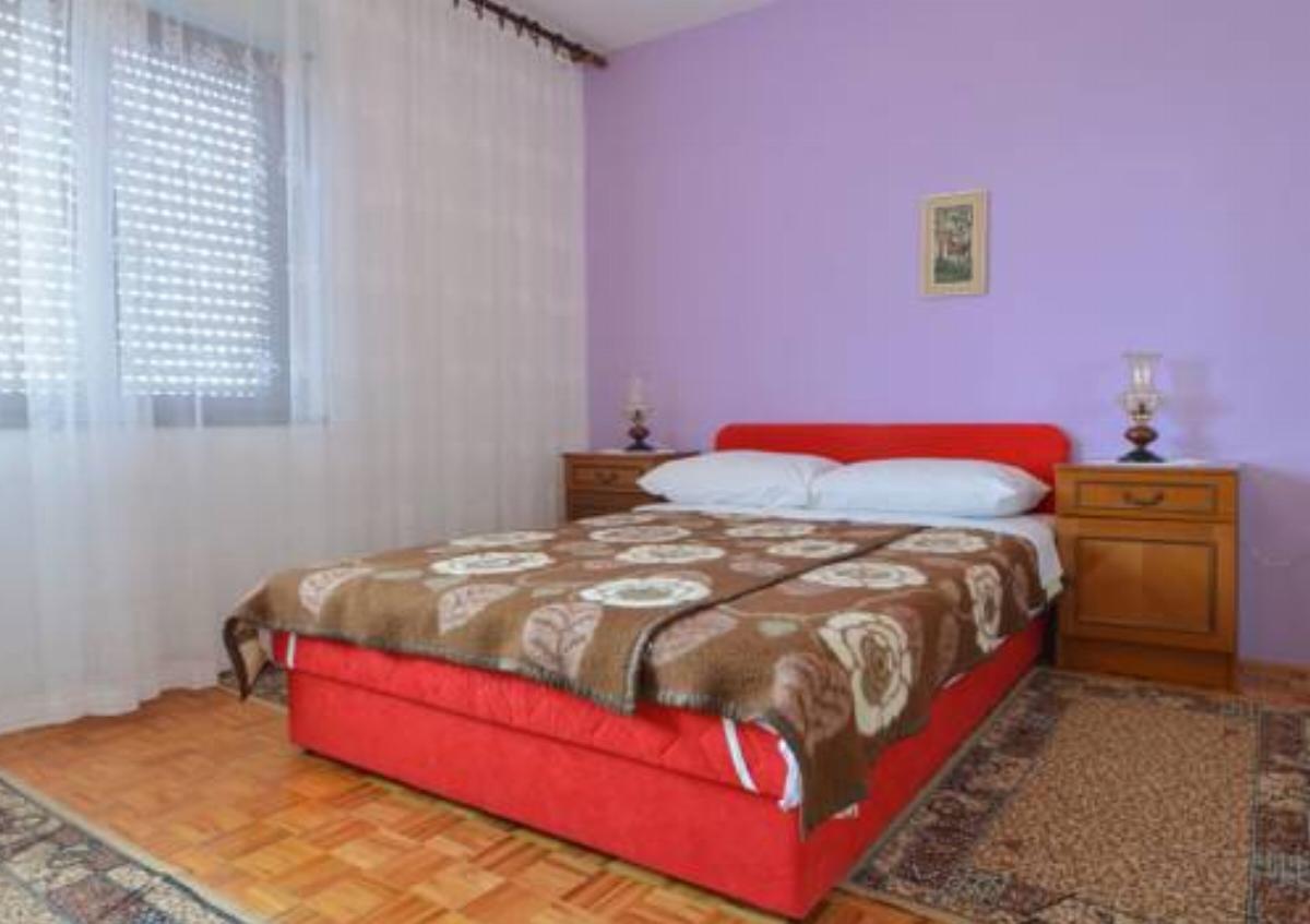 Apartment Damira Hotel Novi Vinodolski Croatia